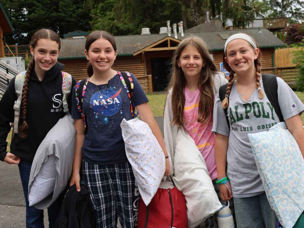 Escape the summer heat and discover why the cool Oregon Coast is the perfect place for kids to unplug, explore the outdoors, and experience the magic of summer camp.